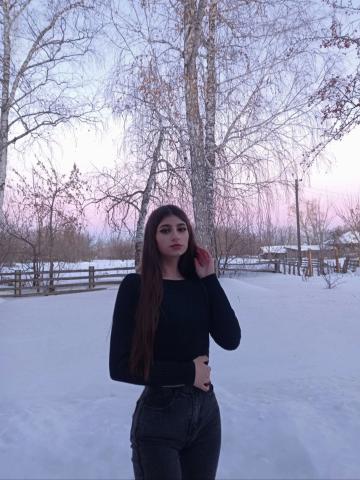 Эсфирь Спутница